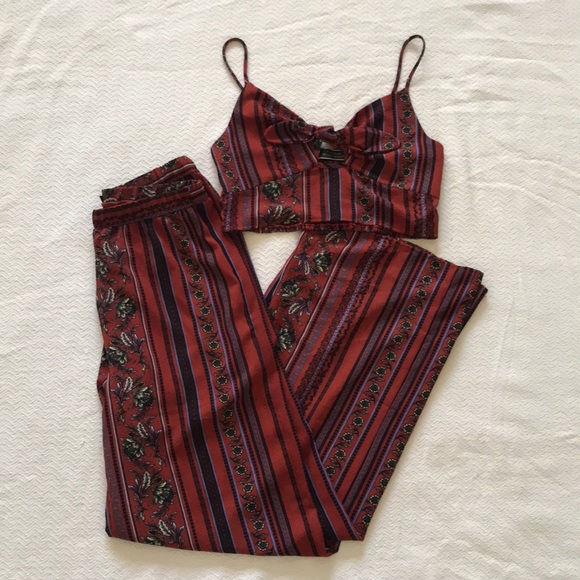 Vici Tops - NWOT Blue Blush Matching Crop Top & Pants Set